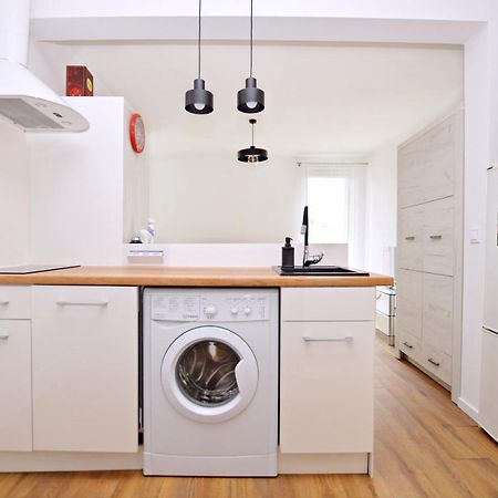 Seaside Studio Apartment Dworska กดัญสก์ ภายนอก รูปภาพ